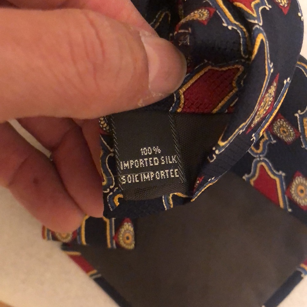 Christian Dior 100% Silk designer Gravate Blue Red & Yellow Tie Classic pattern - Picture 7 of 8